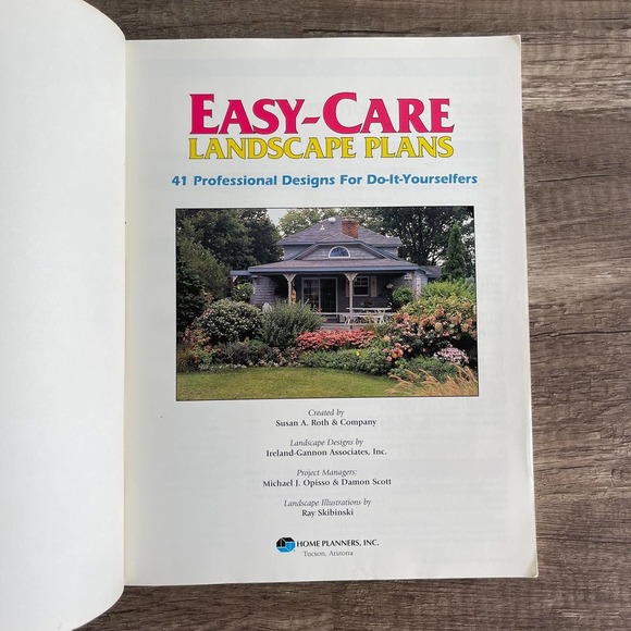 EASY-CARE LANDSCAPE PLANS: 41 PROFESSIONAL DESIGNS FOR DO-IT-YOURSELFERS - Picture 3 of 9